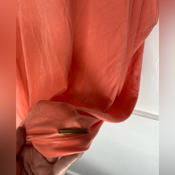 DONNA KARAN NWT Women's V-Neck Mango Orange Top - Picture 2 of 6
